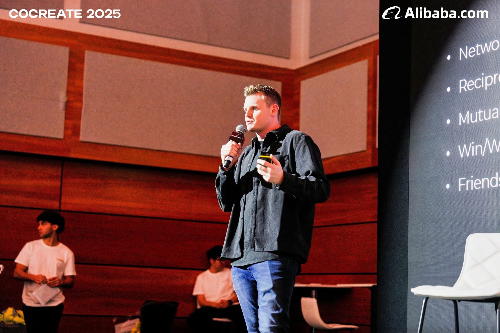 Lyden Smithers speaking at CoCreate 2025 Alibaba event